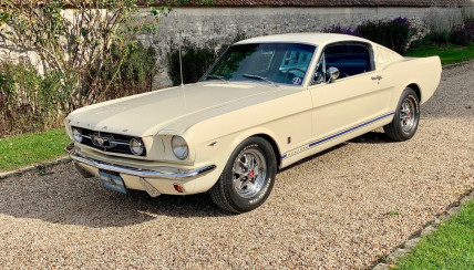 FORD MUSTANG GT FASTBACK 1965