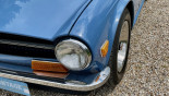 TRIUMPH TR6 