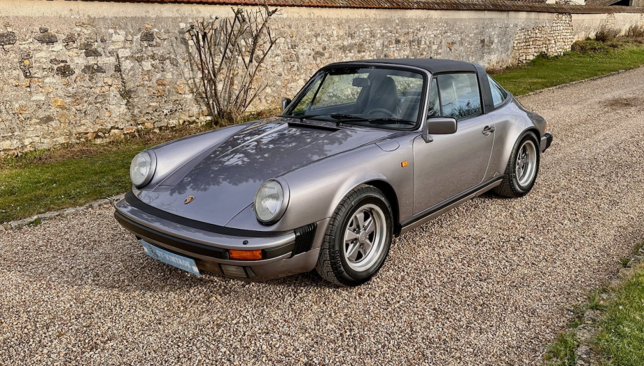 PORSCHE 911 TARGA 3L2 JUBILE 1988