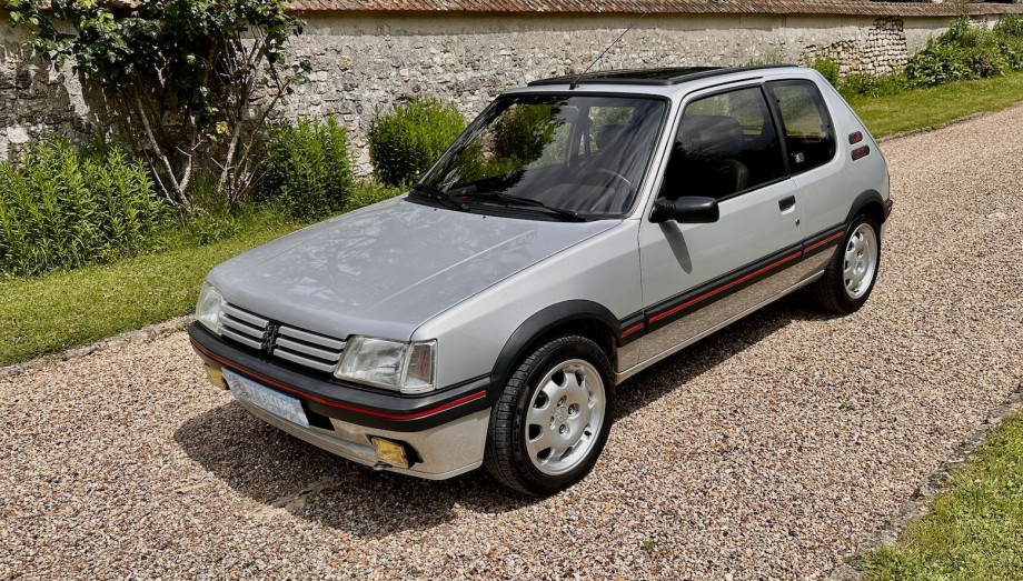 PEUGEOT 205 GTI 1.9 L  1991