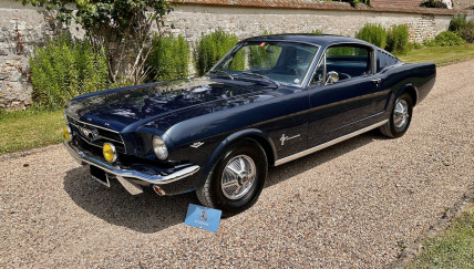 FORD MUSTANG FASTBACK V8 1965
