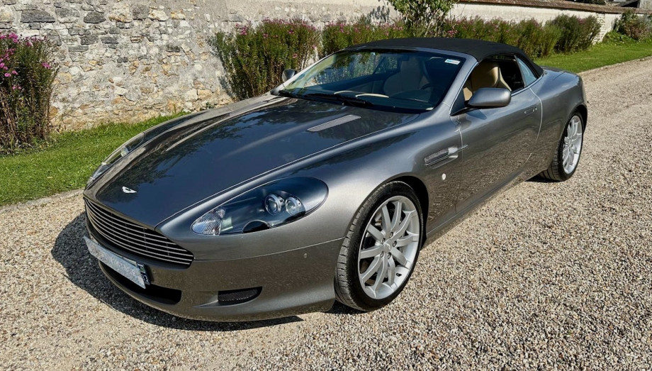 ASTON MARTIN DB9 VOLANTE 2006