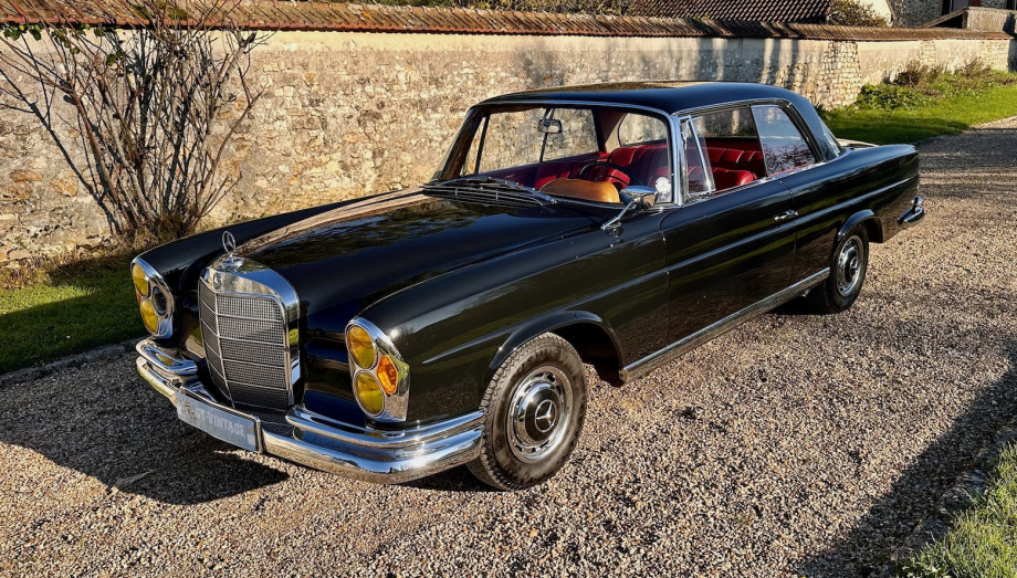 MERCEDES 220 SEC COUPE 1963