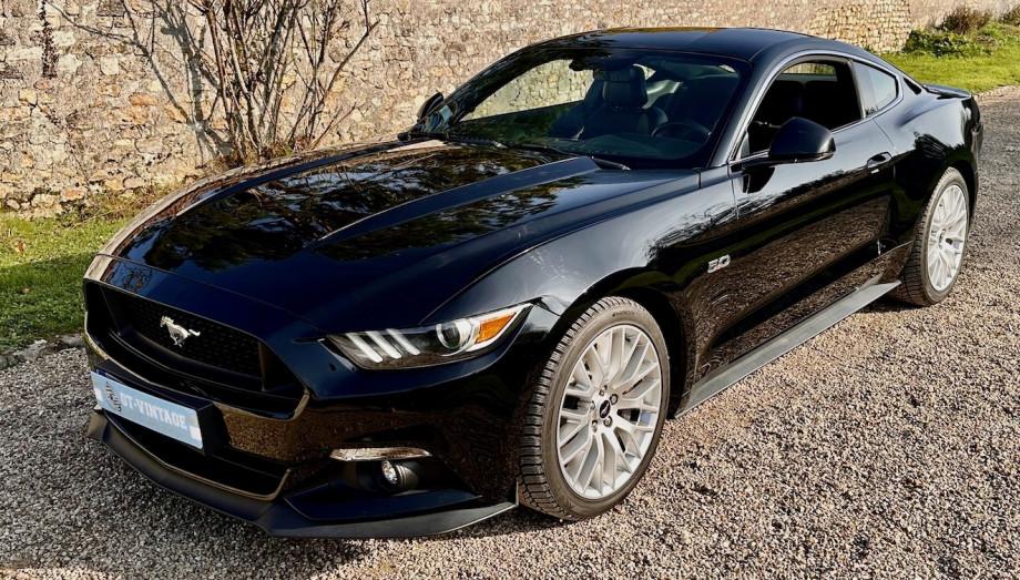 FORD MUSTANG FASTBACK GT V8 2016