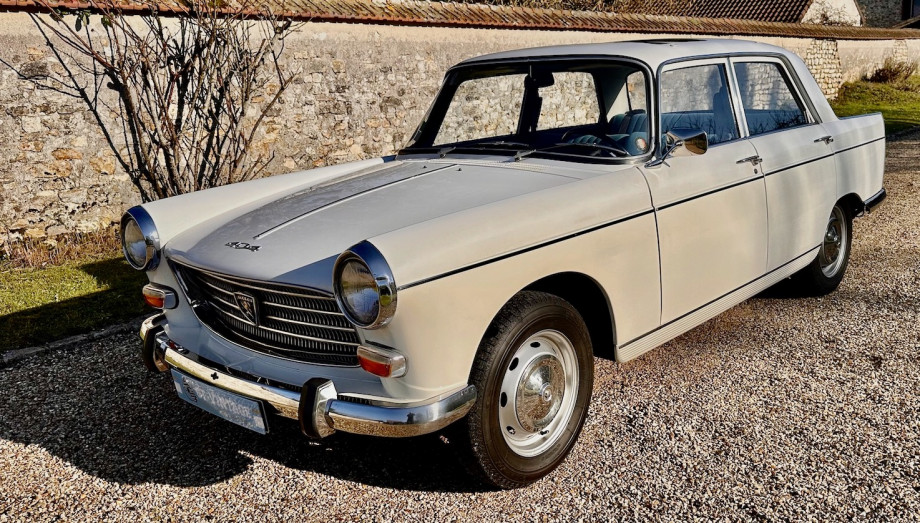 PEUGEOT 404 BERLINE 1972