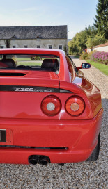 FERRARI F355 BERLINETTA 1995