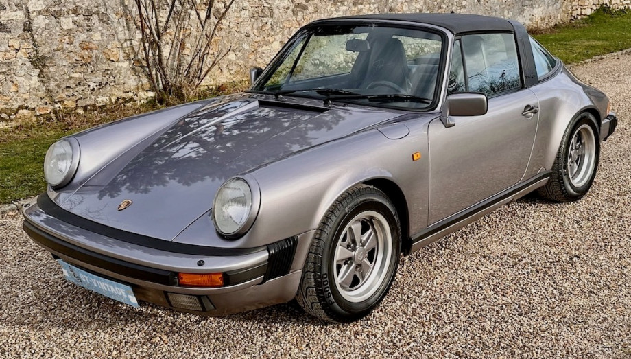 PORSCHE 911 TARGA 3L2 JUBILE 1988