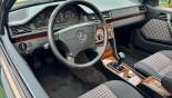 MERCEDES W124 COUPE E200 1995