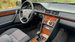 MERCEDES W124 COUPE E200 1995