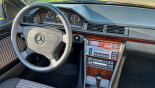 MERCEDES E200 CABRIOLET 1994