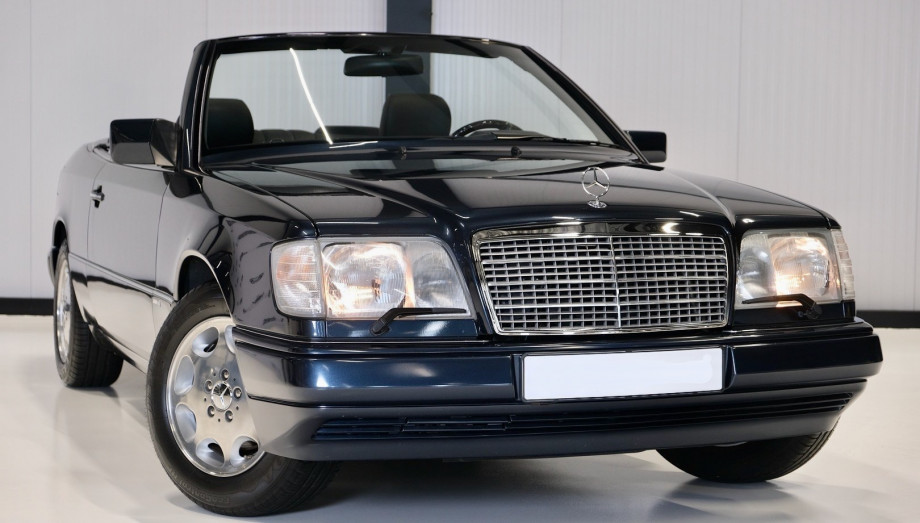 MERCEDES E220 CABRIOLET 1996