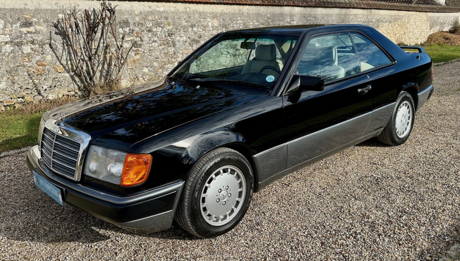MERCEDES 300 CE-24 SPORTLINE 1990